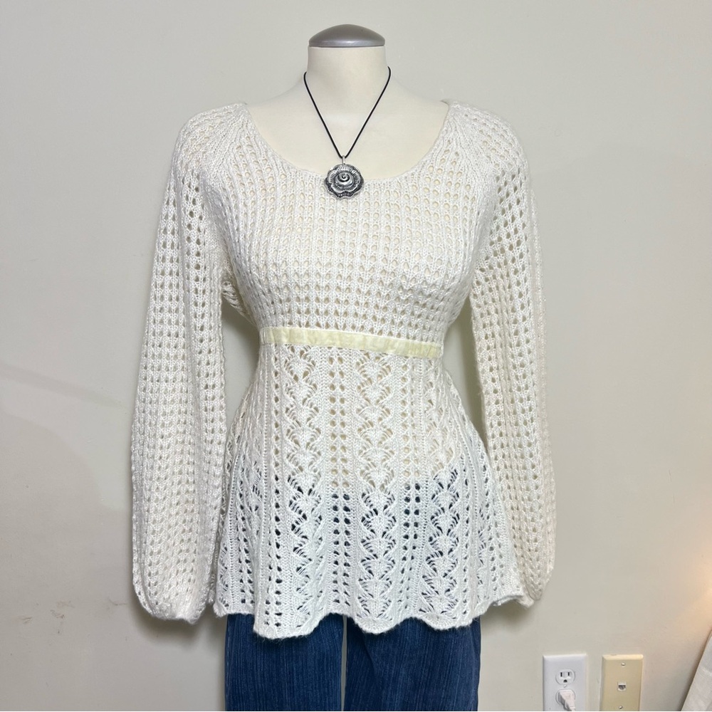 a.n.a White Knit babydoll tie back Blouse with Lace Detail